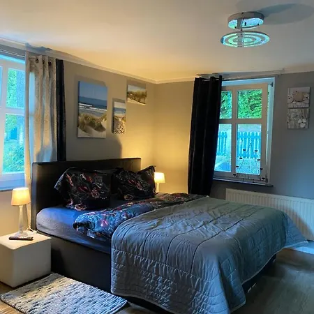 Gaestehaus 招待所 3*